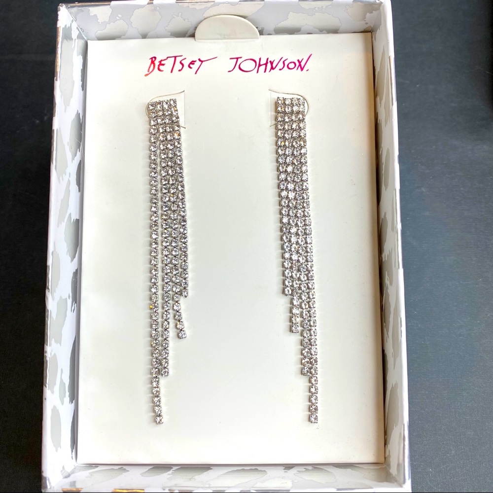 240 Betsey Johnson Silver Waterfall Chain Earrings 28$